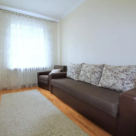 Βίλα New On Avenida Frutales Εστεπόνα